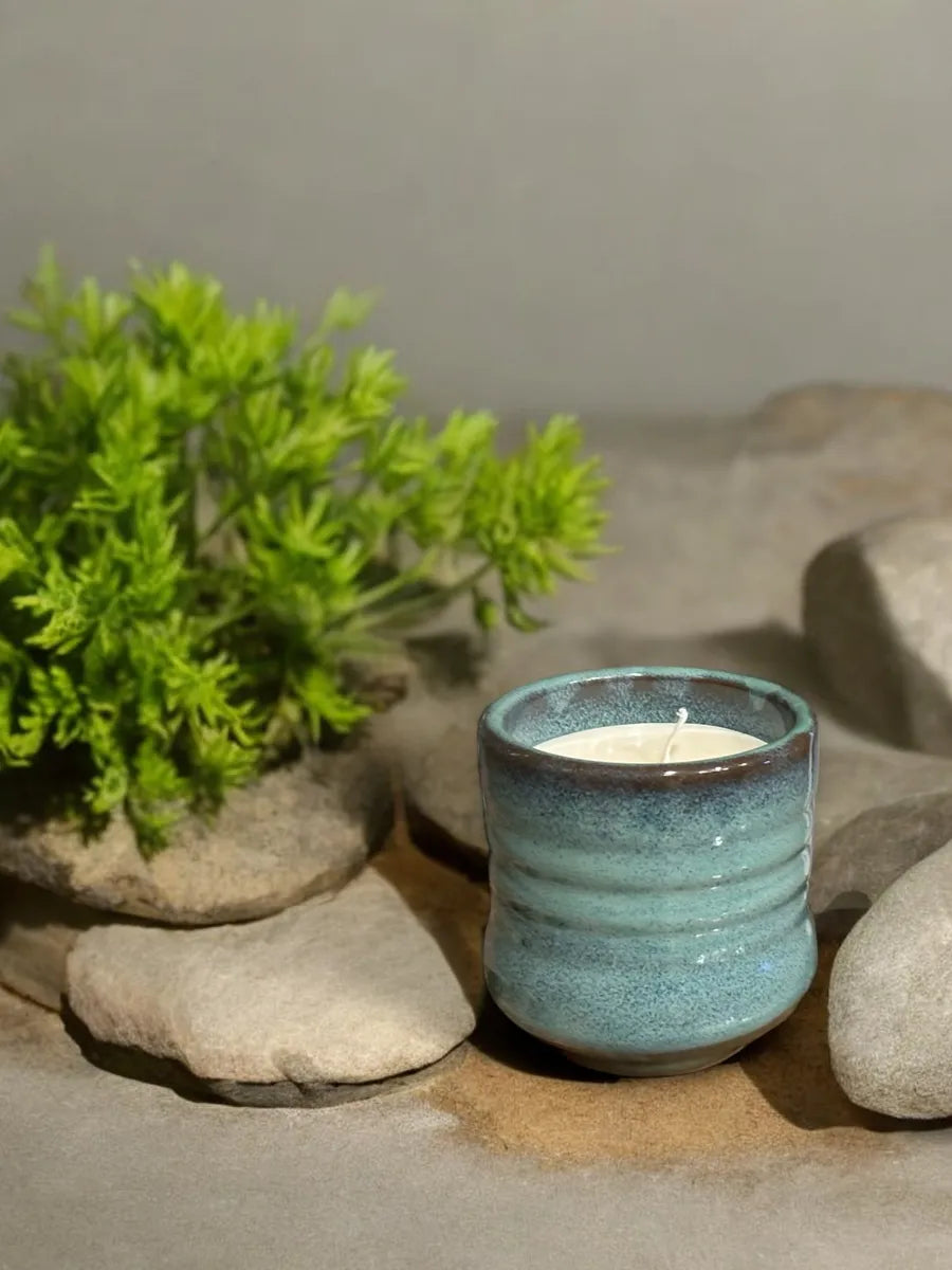 Savoy Soy Wax Candle – Romantic Floral & Wood Blend | 8 oz